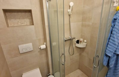 Аренда уютной 2-комнатной квартиры, 37 м², недалеко от центра, Белград, Сербия